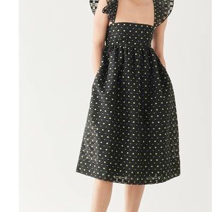 Baum und Pferdgarten! This is one dress that’s going to be hard to part with.